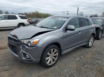  Salvage Mitsubishi Outlander