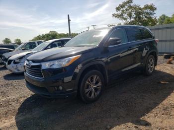  Salvage Toyota Highlander