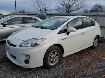  Salvage Toyota Prius