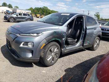  Salvage Hyundai KONA