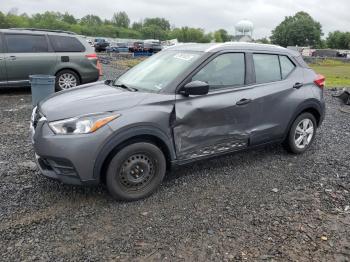  Salvage Nissan Kicks