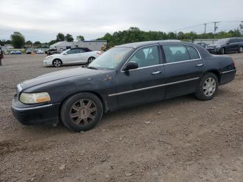  Salvage Lincoln Towncar