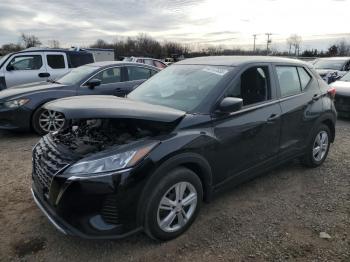  Salvage Nissan Kicks