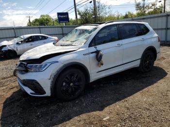  Salvage Volkswagen Tiguan