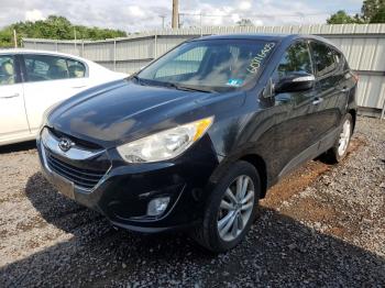  Salvage Hyundai TUCSON