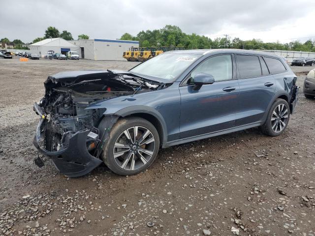  Salvage Volvo V60