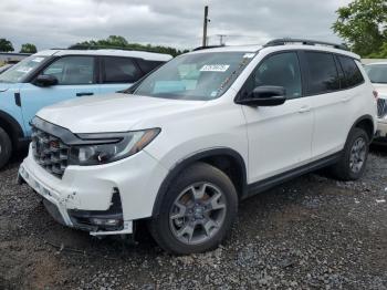  Salvage Honda Passport
