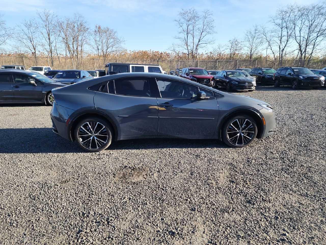 Toyota Prius Le Image 14