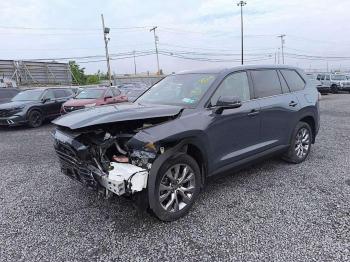  Salvage Toyota Grand High