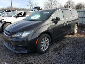  Salvage Chrysler Pacifica