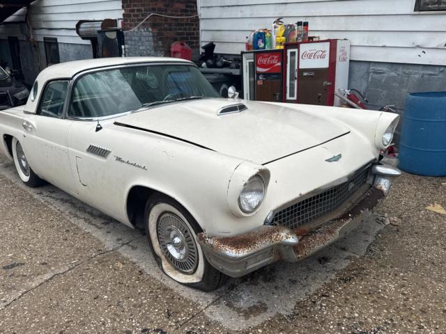  Salvage Ford Thundrbird