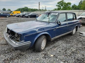  Salvage Volvo 240 Base