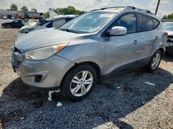 Salvage Hyundai TUCSON