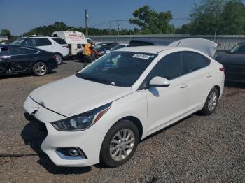 Salvage Hyundai ACCENT