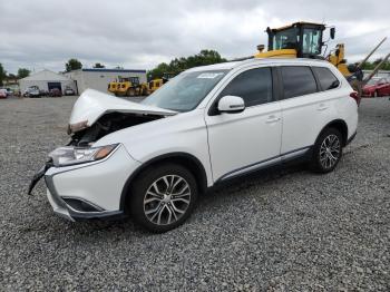  Salvage Mitsubishi Outlander