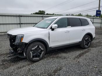  Salvage Kia Telluride