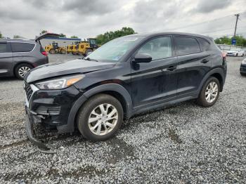  Salvage Hyundai TUCSON