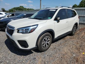  Salvage Subaru Forester