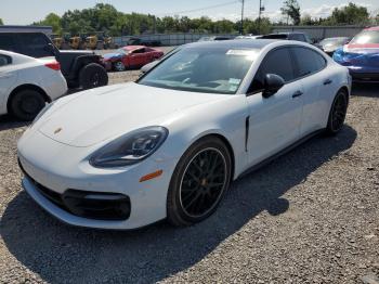  Salvage Porsche Panamera
