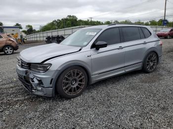  Salvage Volkswagen Tiguan