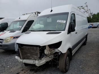  Salvage Mercedes-Benz Sprinter