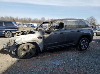  Salvage Jeep Grand Cherokee