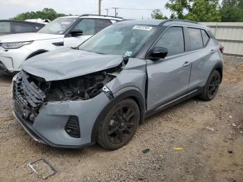  Salvage Nissan Kicks