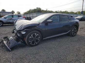  Salvage Kia EV6