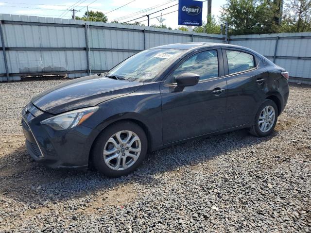  Salvage Toyota Yaris