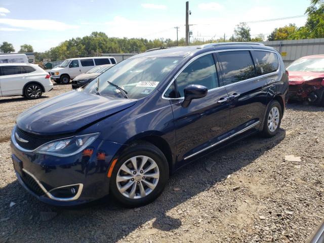  Salvage Chrysler Pacifica