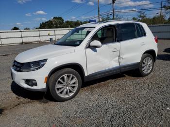 Salvage Volkswagen Tiguan