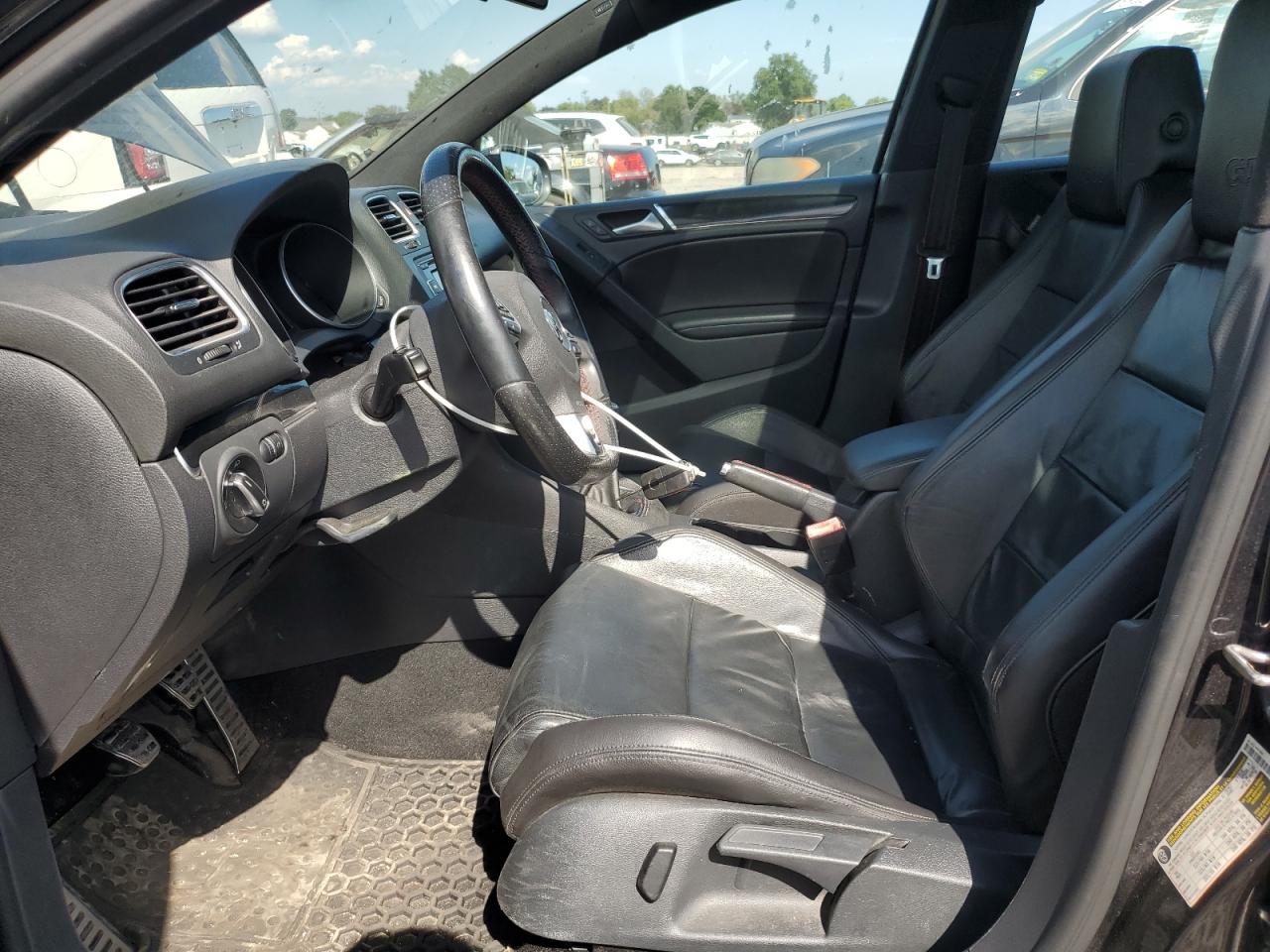 Volkswagen GTI Image 9