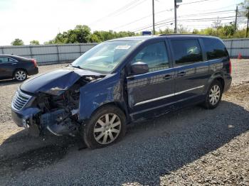  Salvage Chrysler Minivan