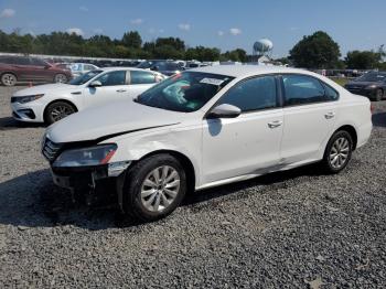  Salvage Volkswagen Passat