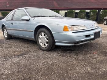  Salvage Ford Thunderbird