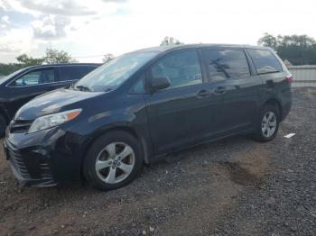  Salvage Toyt Sienna