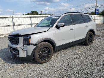  Salvage Kia Telluride