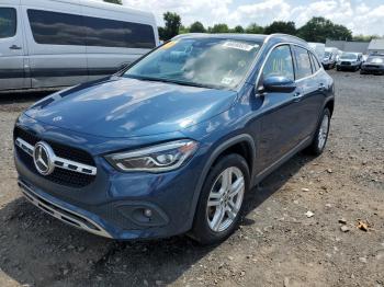  Salvage Mercedes-Benz GLA