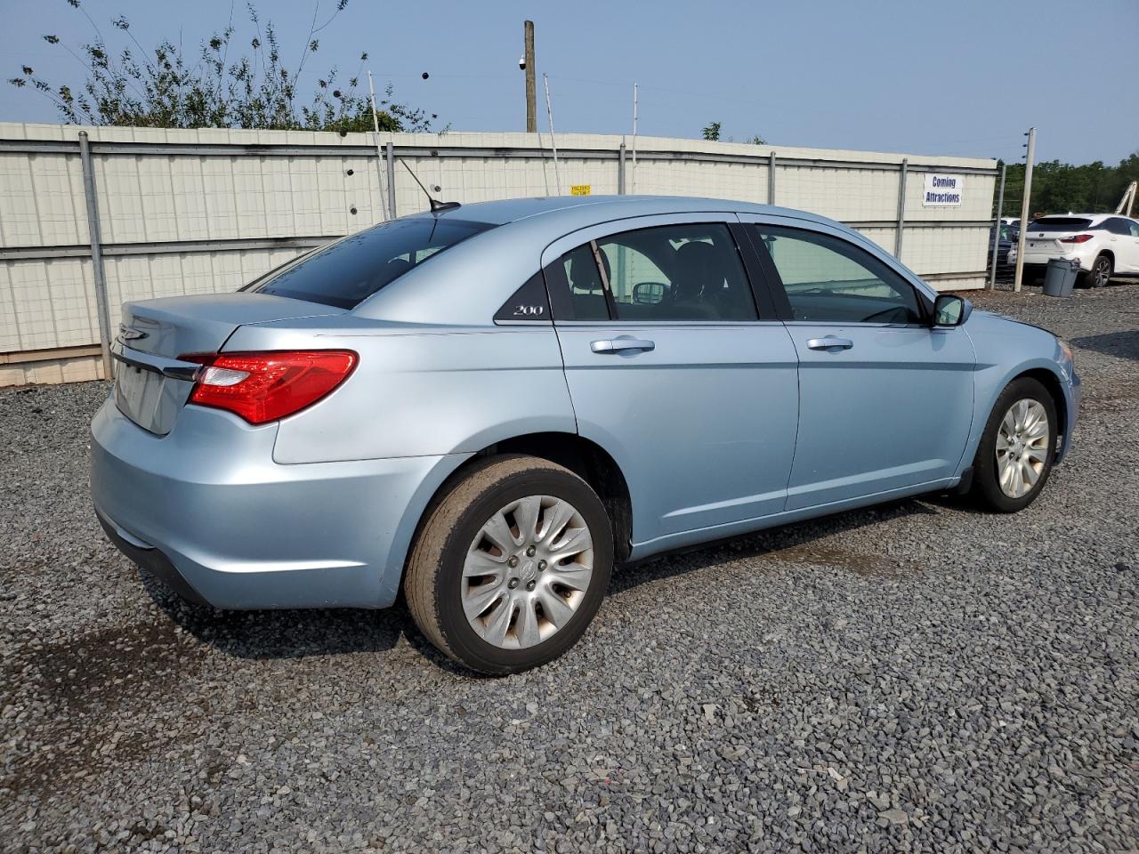 Chrysler 200 Lx Image 5
