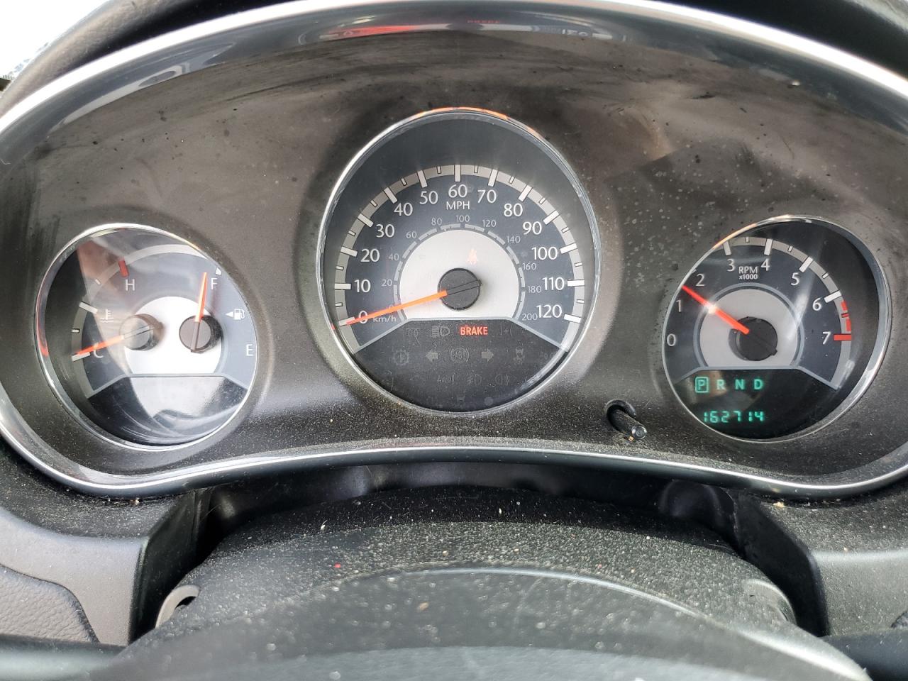 Chrysler 200 Lx Image 11