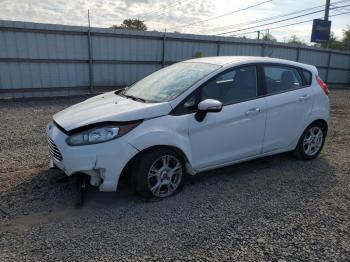  Salvage Ford Fiesta