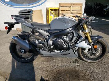  Salvage Suzuki Gsxr750