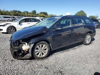  Salvage Volkswagen Golf