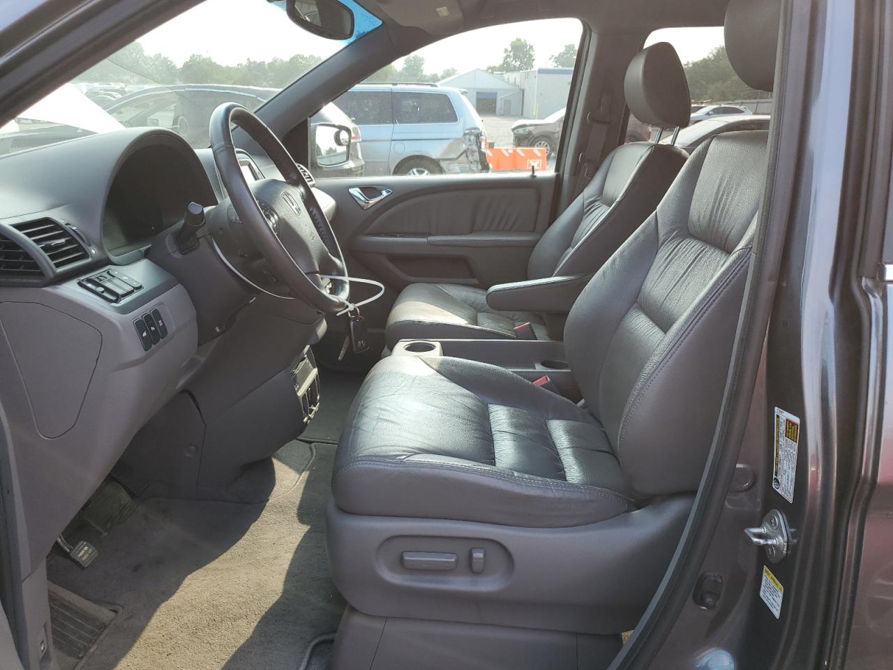 Honda Odyssey Touring Image 10