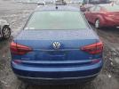 Volkswagen Passat R-line Image 12