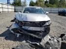 Toyota Camry Le Image 11