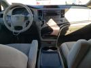 Toyota Sienna Le Image 12