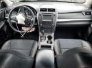 Toyota Camry Le Image 4