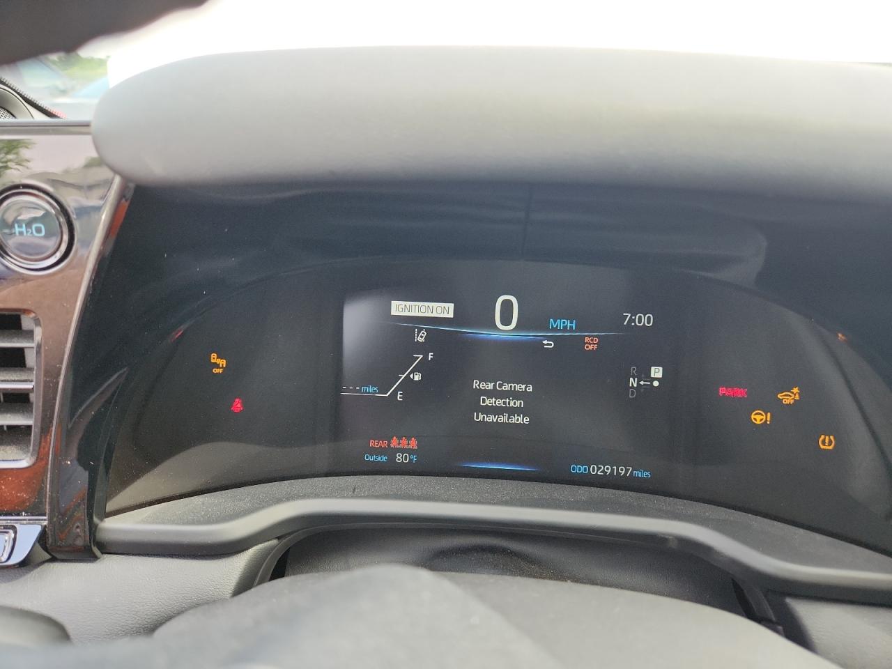 Toyota Mirai Le Image 8