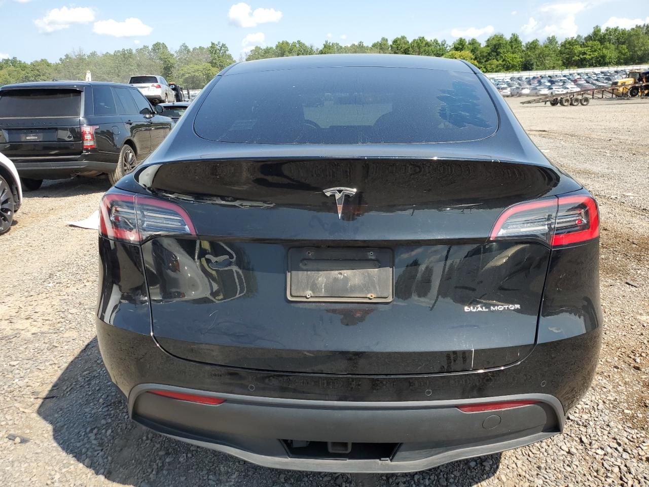 Tesla Model Y Image 3